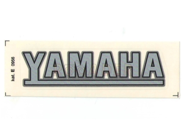 Naklejka YAMAHA - 11 x 3cm srebrna