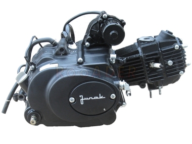 Silnik typ 147FMB - 70cm3, 4 biegi, manualny, górny rozrusznik, czarny - do motorowerów JUNAK 901, 902, 904, 905 (Euro 3)