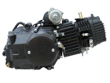 Silnik typ 154FMI - 130cm3, 4 biegi, manualny, górny rozrusznik, chłodzony cieczą!, czarny - do motorowerów Romet, Router, Junak, Barton, Benzer, GB Motors, Kingway, Zipp i innych (gaźnik i chłodnica)
