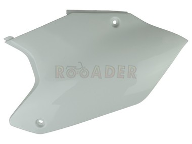 Osłona pod siedzenie APOLLO RXF 150 Freeride i inne Pit Bike, Dirt Bike, Cross (obudowa boczna, tylna) - lewa, biała