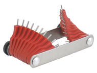 Przyrząd do odczytu rozmiaru dysz gaźnika