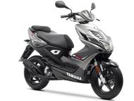 Komplet osłon plastikowych YAMAHA AEROX (2013 - ...) srebrno-czarne, 9 elementów