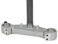 Półka widelca ze sztycą do przednich amortyzatorów KYMCO New XCiting 500 ABS