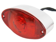 Lampa tylna uniwersalna OKO - obudowa chrom, klosz czerwony, żarówka - światło pozycyjne + światło stop + podświetlenie tablicy rejestracyjnej