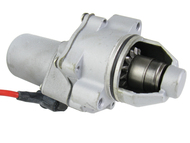 Rozrusznik elektryczny APRILIA RS50, Classic, RX50, Tuareg, Tuono; YAMAHA TZR50, DT50; RIEJU MRT, MRX, RR, RRX, RS1, RS2, RS3, Spike, Tango, PEUGEOT XP6, XP7, XR6, XR7 (silnik MINARELLI AM6)