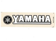 Naklejka YAMAHA - 11 x 2cm biało-srebrno-czarna